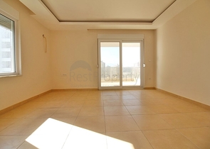 Пентхаус планировки 4+2 с видом на море и горы