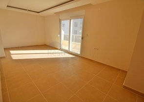 Пентхаус планировки 4+2 с видом на море и горы