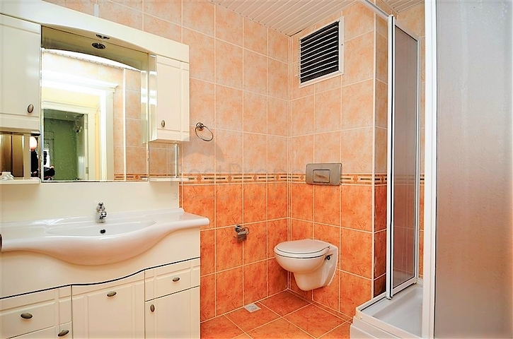 Квартира 2+1 в современном комплексе Махмутлара