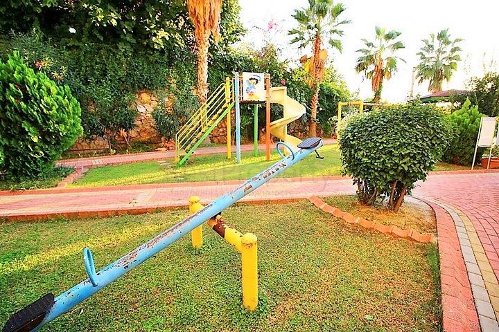 Квартира 2+1 в современном комплексе Махмутлара