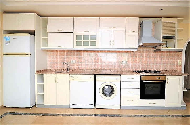 Квартира 2+1 в современном комплексе Махмутлара