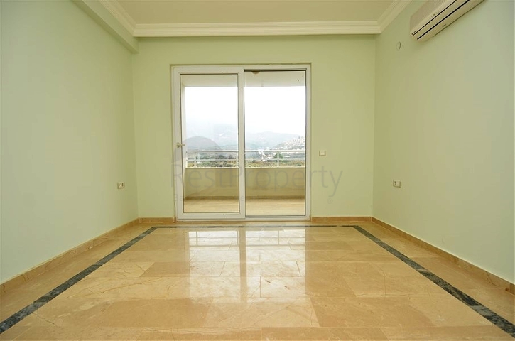 Квартира 2+1 в современном комплексе Махмутлара