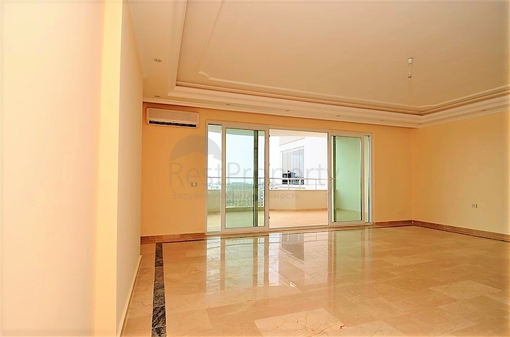 Квартира 2+1 в современном комплексе Махмутлара