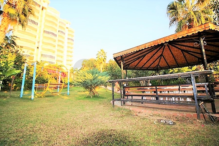 Квартира 2+1 в современном комплексе Махмутлара