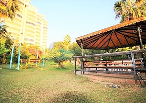 Квартира 2+1 в современном комплексе Махмутлара