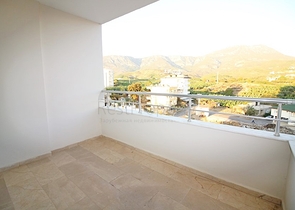 Квартира 2+1 в современном комплексе Махмутлара