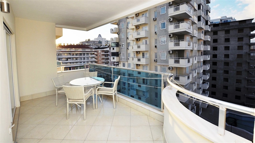 Меблированная квартира планировки 1+1 в Махмутларе