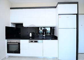 Меблированные апартаменты 1+1 в комплексе у самого моря