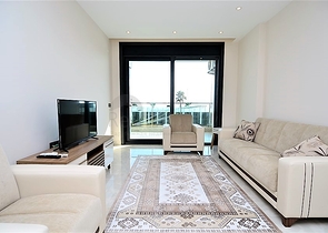 Меблированные апартаменты 1+1 в комплексе у самого моря