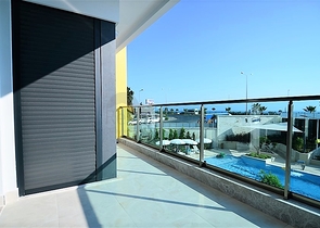 Меблированные апартаменты 1+1 в комплексе у самого моря