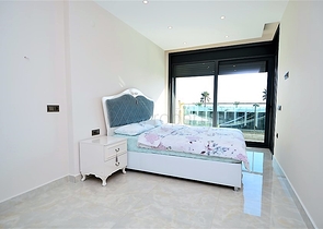 Меблированные апартаменты 1+1 в комплексе у самого моря