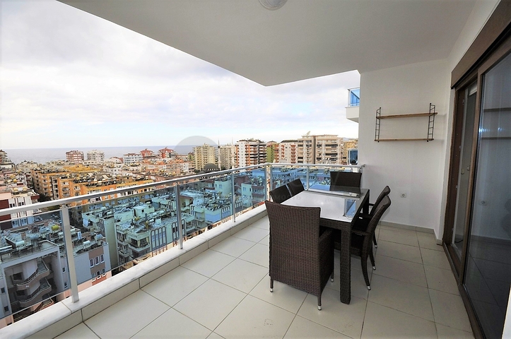 Трёхкомнатная квартира в современном комплексе Махмутлара