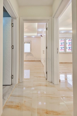 Квартира 2+1 в комплексе на первой береговой линии