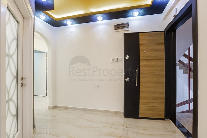 Квартира 2+1 в комплексе на первой береговой линии