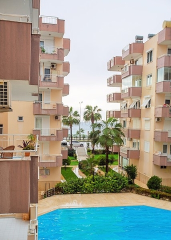 Квартира 2+1 в комплексе на первой береговой линии