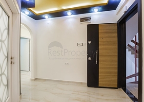 Квартира 2+1 в комплексе на первой береговой линии