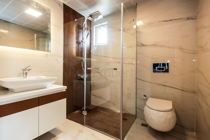 Виллы 4+1 в комплексе в Дошемеальты Анталья