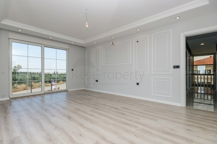 Виллы 4+1 в комплексе в Дошемеальты Анталья