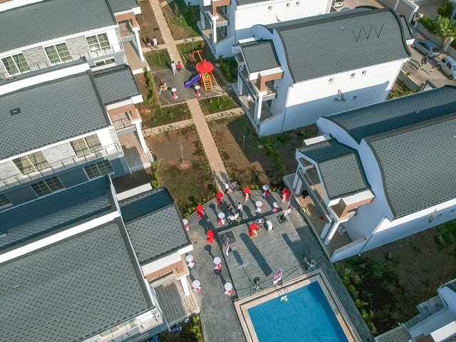 Виллы 4+1 в комплексе в Дошемеальты Анталья