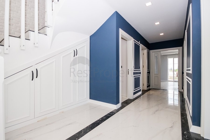 Виллы 4+1 в комплексе в Дошемеальты Анталья