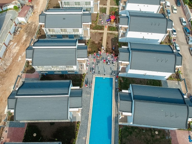 Виллы 4+1 в комплексе в Дошемеальты Анталья