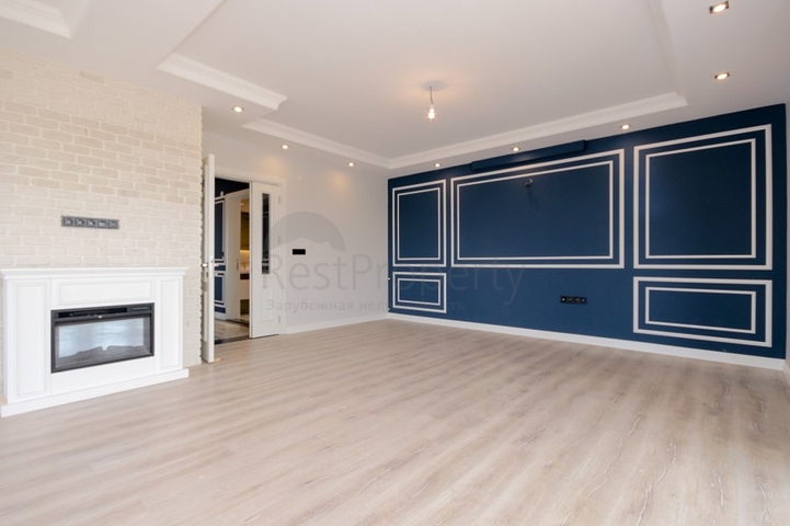 Виллы 4+1 в комплексе в Дошемеальты Анталья