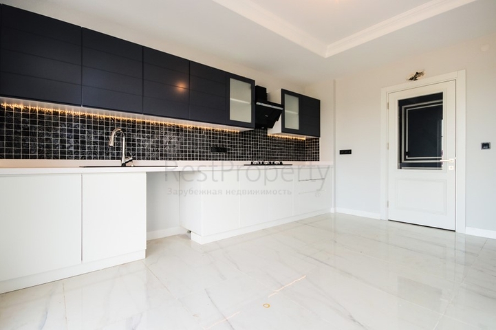 Виллы 4+1 в комплексе в Дошемеальты Анталья