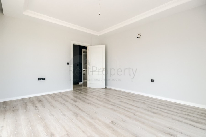 Виллы 4+1 в комплексе в Дошемеальты Анталья