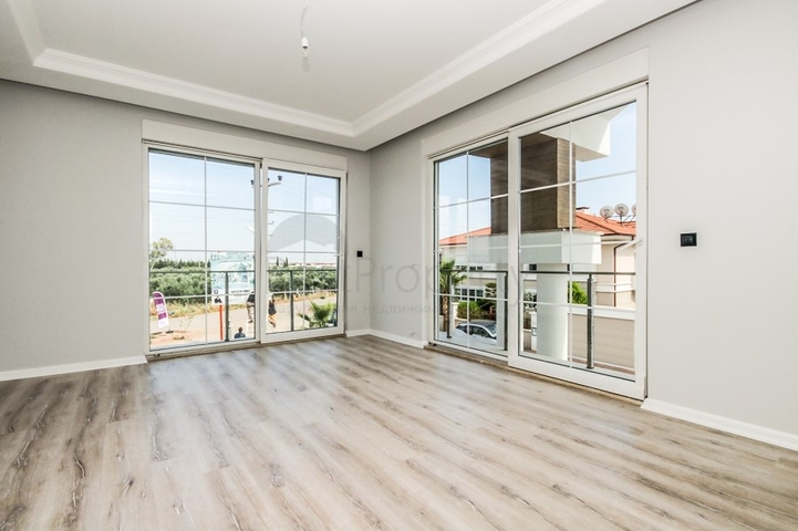 Виллы 4+1 в комплексе в Дошемеальты Анталья