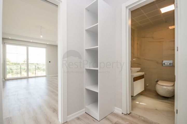 Виллы 4+1 в комплексе в Дошемеальты Анталья