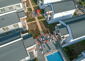 Виллы 4+1 в комплексе в Дошемеальты Анталья