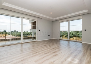 Виллы 4+1 в комплексе в Дошемеальты Анталья