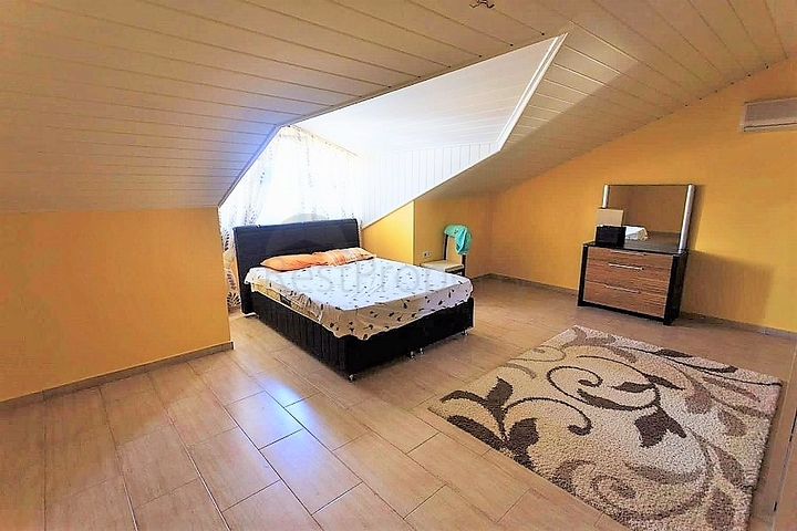 Меблированный пентхаус в районе Оба