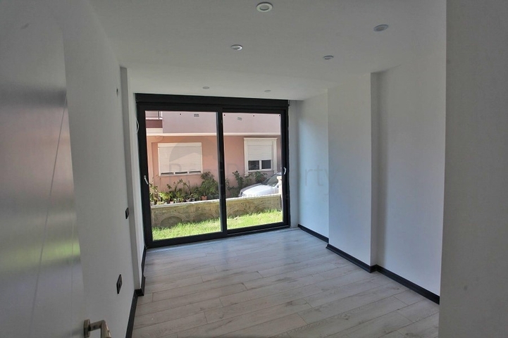 Квартиры 1+1, 2+1, 4+1 в районе Гюзельоба Лара 