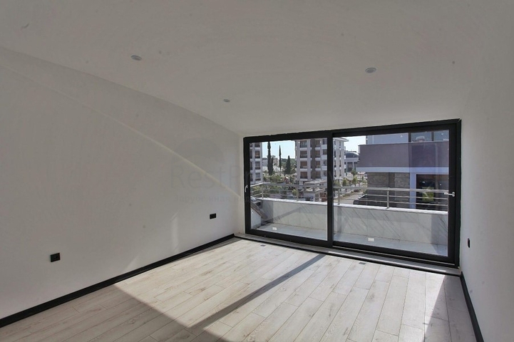 Квартиры 1+1, 2+1, 4+1 в районе Гюзельоба Лара 