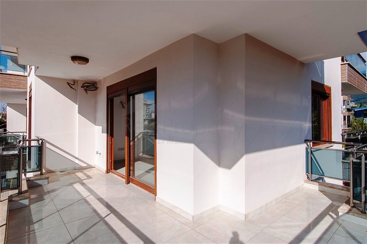 Двухуровневая квартиры в благоустроенном комплексе Кестеля