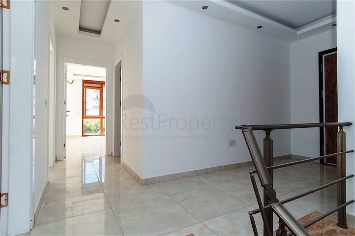 Двухуровневая квартиры в благоустроенном комплексе Кестеля