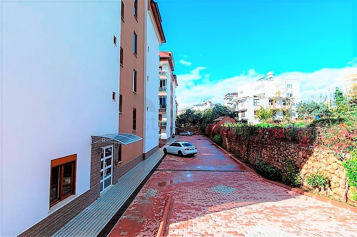 Двухуровневая квартиры в благоустроенном комплексе Кестеля