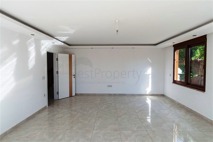 Двухуровневая квартиры в благоустроенном комплексе Кестеля