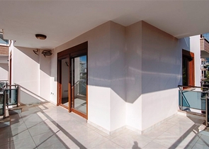 Двухуровневая квартиры в благоустроенном комплексе Кестеля