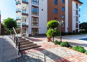 Двухуровневая квартиры в благоустроенном комплексе Кестеля