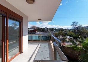 Двухуровневая квартиры в благоустроенном комплексе Кестеля