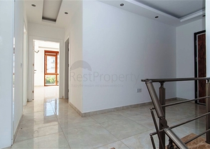 Двухуровневая квартиры в благоустроенном комплексе Кестеля