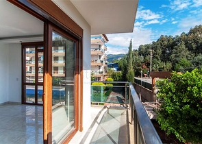 Двухуровневая квартиры в благоустроенном комплексе Кестеля