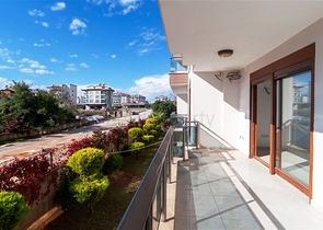 Двухуровневая квартиры в благоустроенном комплексе Кестеля