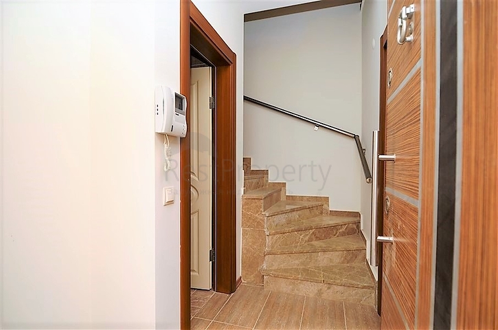 Пентхаус 3+1 в комплексе с зеленой территорией в Оба