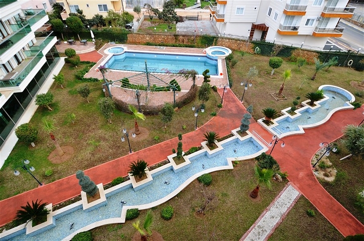 Пентхаус 3+1 в комплексе с зеленой территорией в Оба