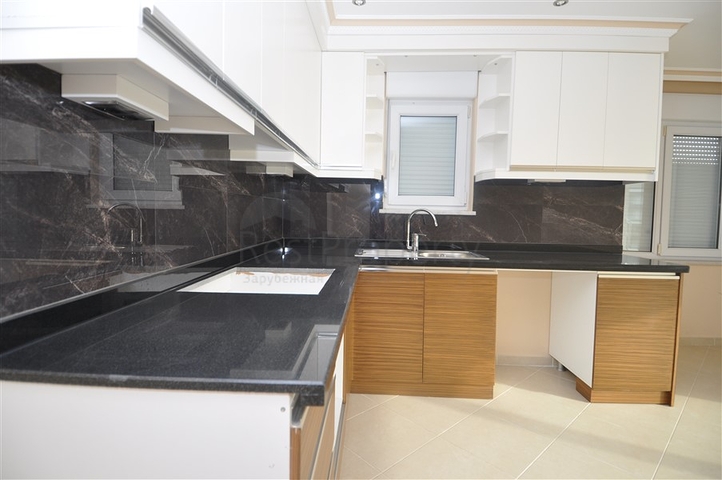 Квартиры планировок 2+1 с видом на море в Кестеле