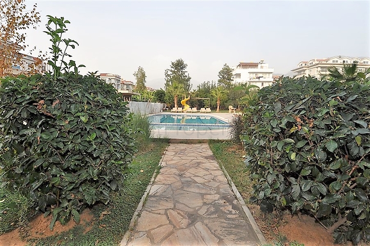 Квартиры планировок 2+1 с видом на море в Кестеле