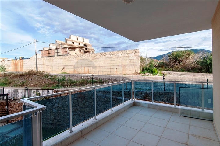 Квартира дуплекс планировкой 3+1 в районе Кестель